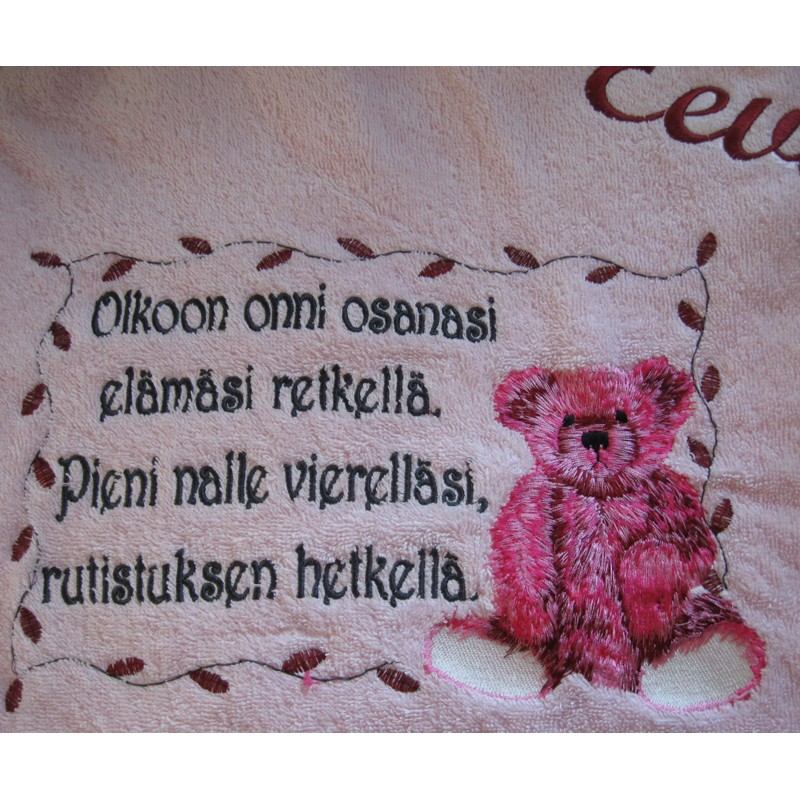 Runopyyhe  omalla nimellä 70x140 cm