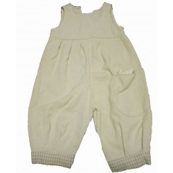 Vaalea pellavahaalari (Riihipeikko)