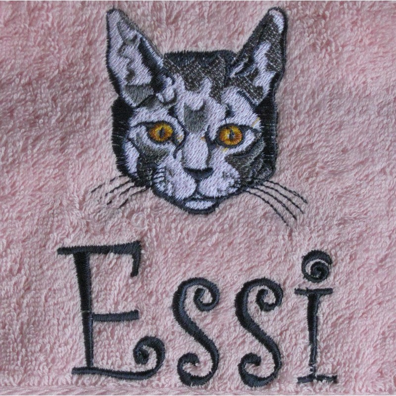 brodeerattu kissapyyhe