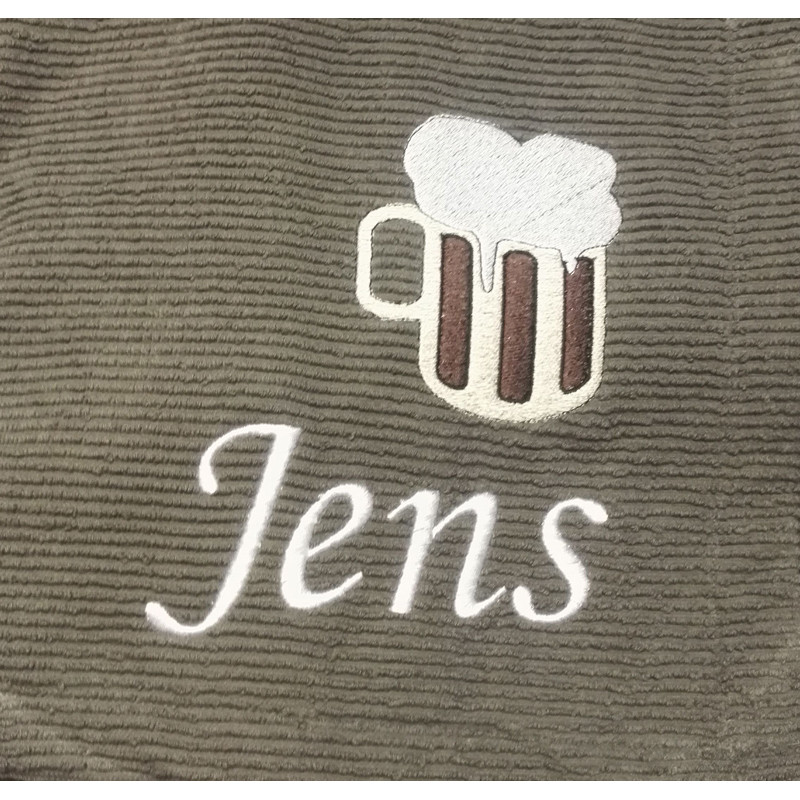 olutaiheinen brodeerattu pyyhe