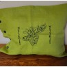 Vihreä pellavatyynyliina Hirvenpää napit